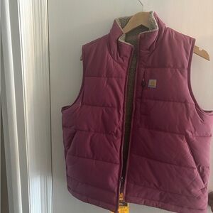 Carhartt Quilted Reversible Vest in Mauve